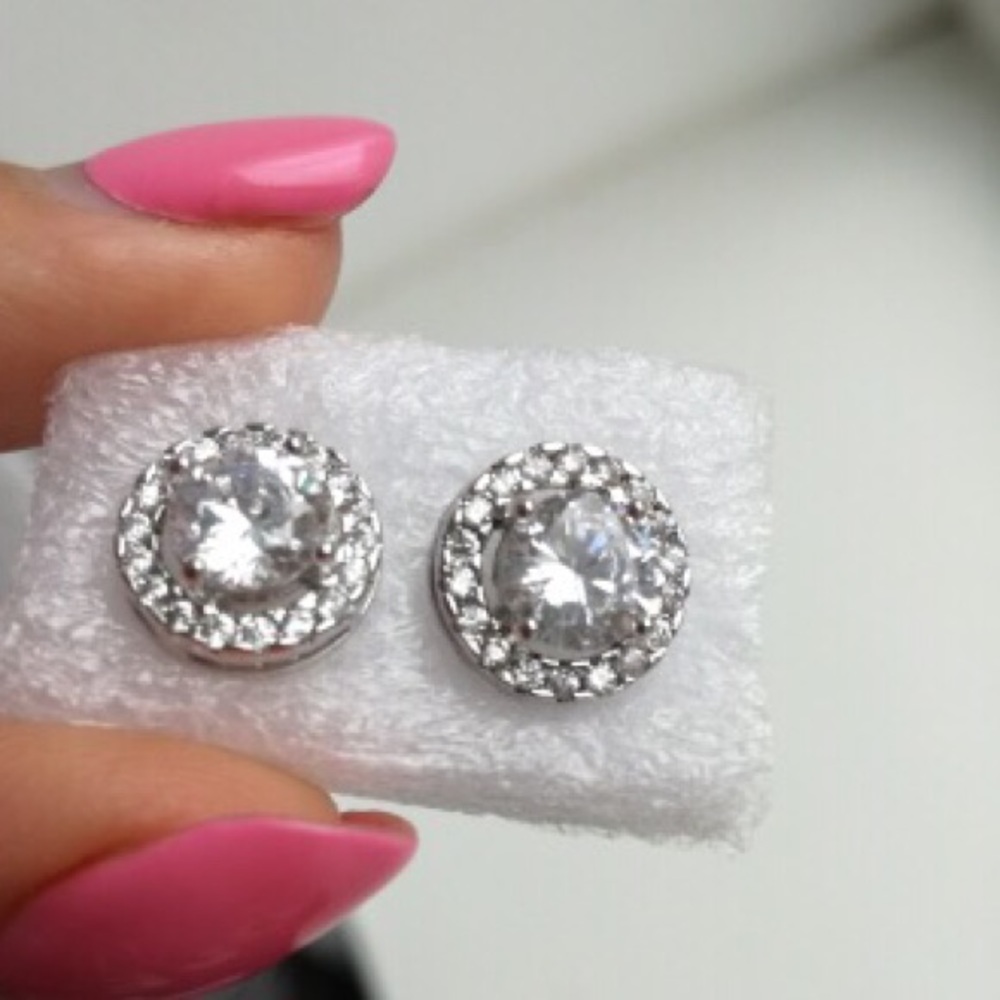 Cubic Zirconia Stud Earrings - Picture 4 of 8